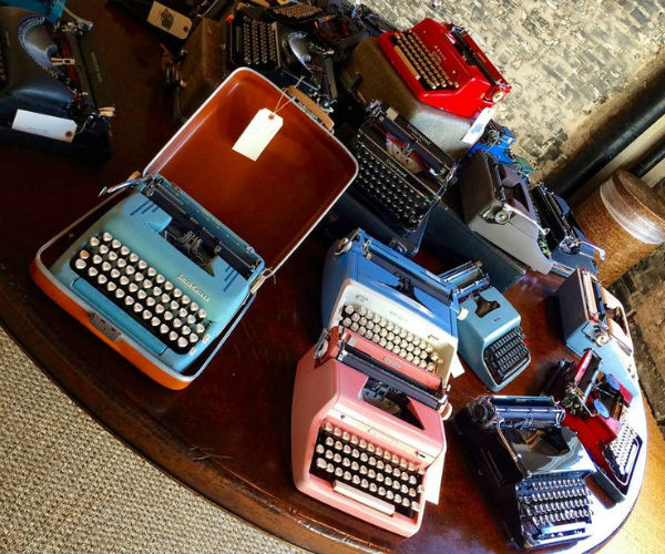 typewriters_600x500.jpg
