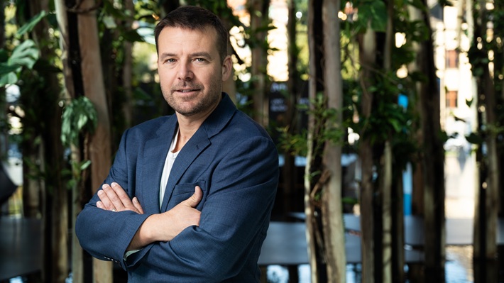 Sazka je Allwyn: David Schenk v podcastu Brandy, briefy, budgety