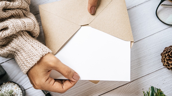 Darujte radost zodpovědně: vánoční losy jsou skvělým dárkem, ale jen pro dospělé