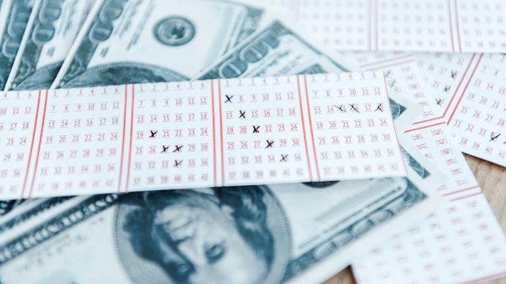 Vánoční losování v USA přineslo jackpot 1,8 miliardy dolarů. Výhra padla v Arkansas