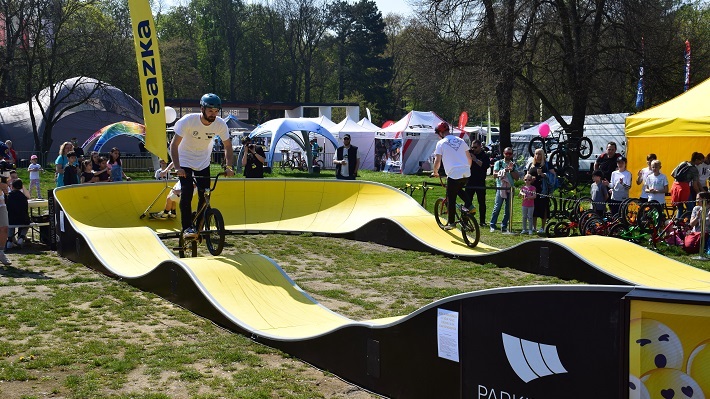 Chcete si vyzkoušet Sazka pumptrack? Navštivte ČEZ Lipno Sport Festival