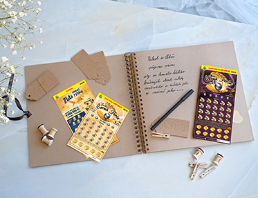 Kniha pro novomanžele pln&aacute; překvapen&iacute;