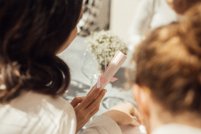 Poveden&yacute; svatebn&iacute; dar