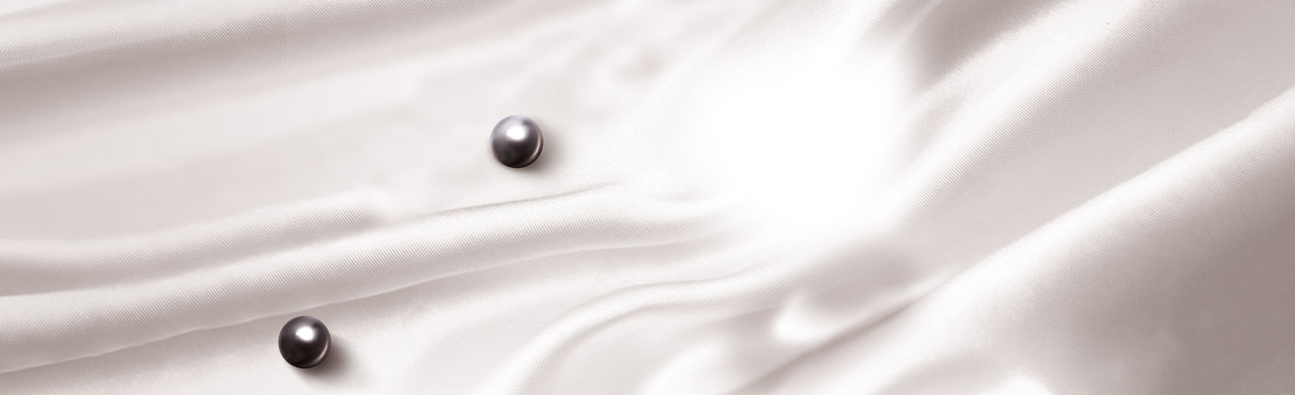 Losy - Černá perla background image